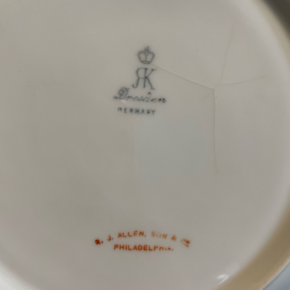 Fine Porcelain Floral Dinner Plates in White with Multicolor Accents - Picture 11 of 11
